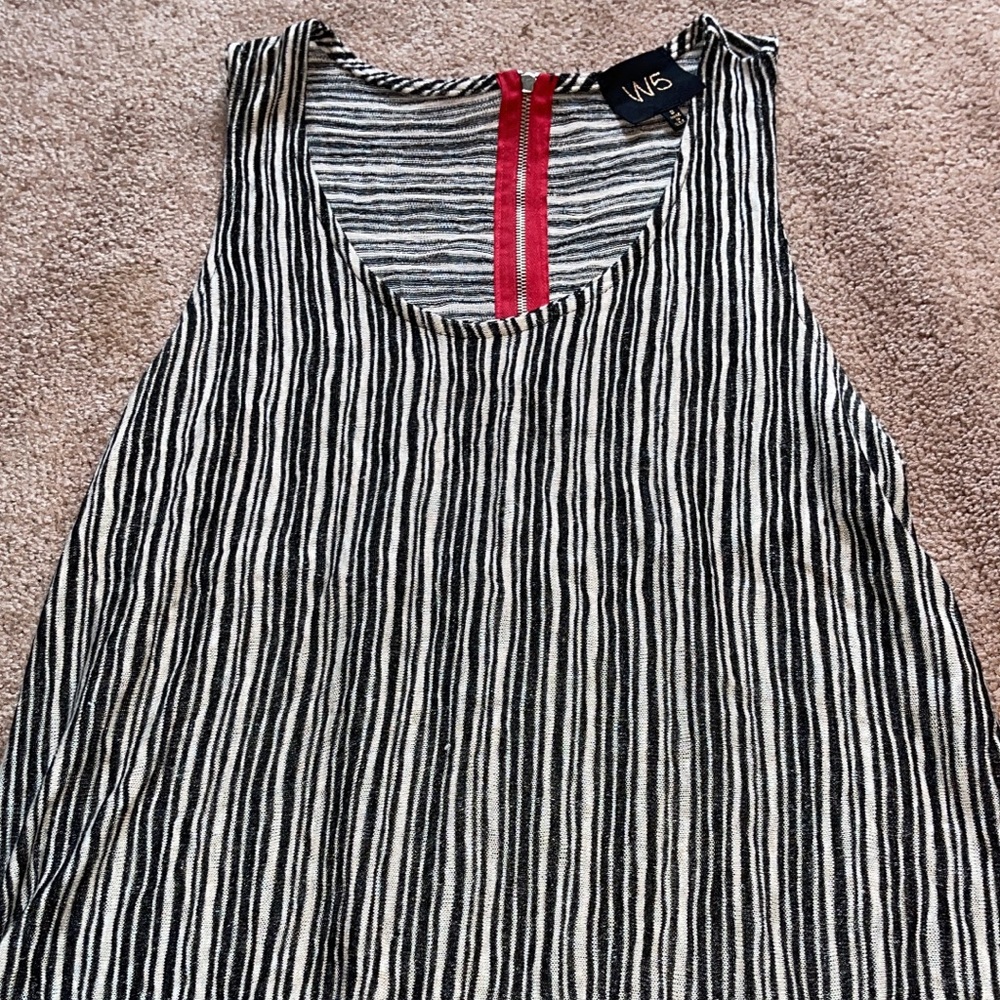 Black and white tank